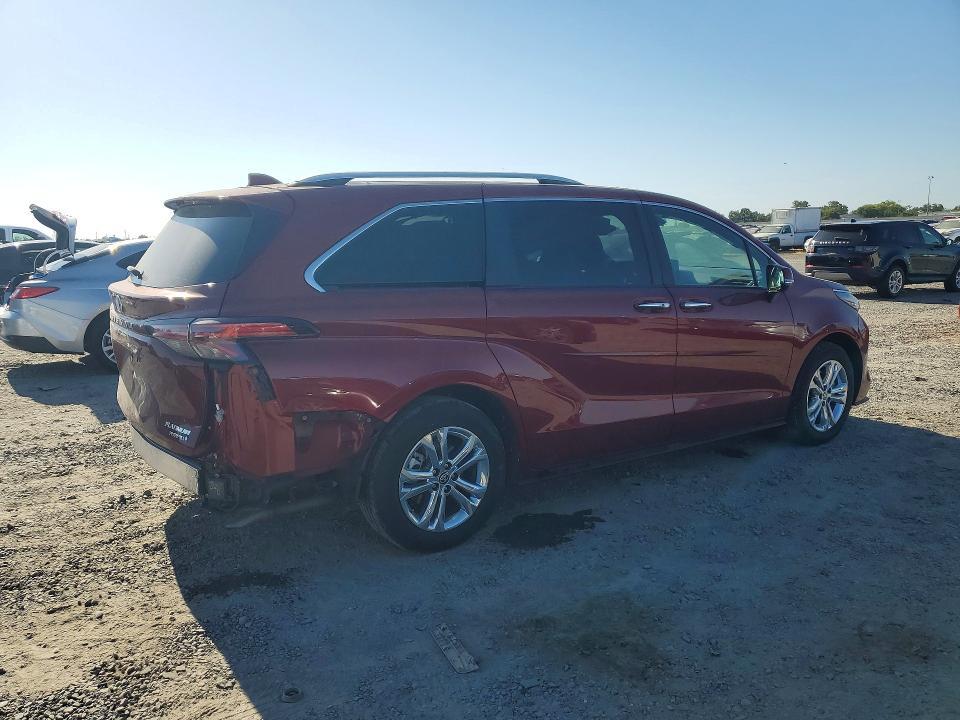 2024 TOYOTA SIENNA PLATINUM 7-PASSENGER — Фото 3 из 14