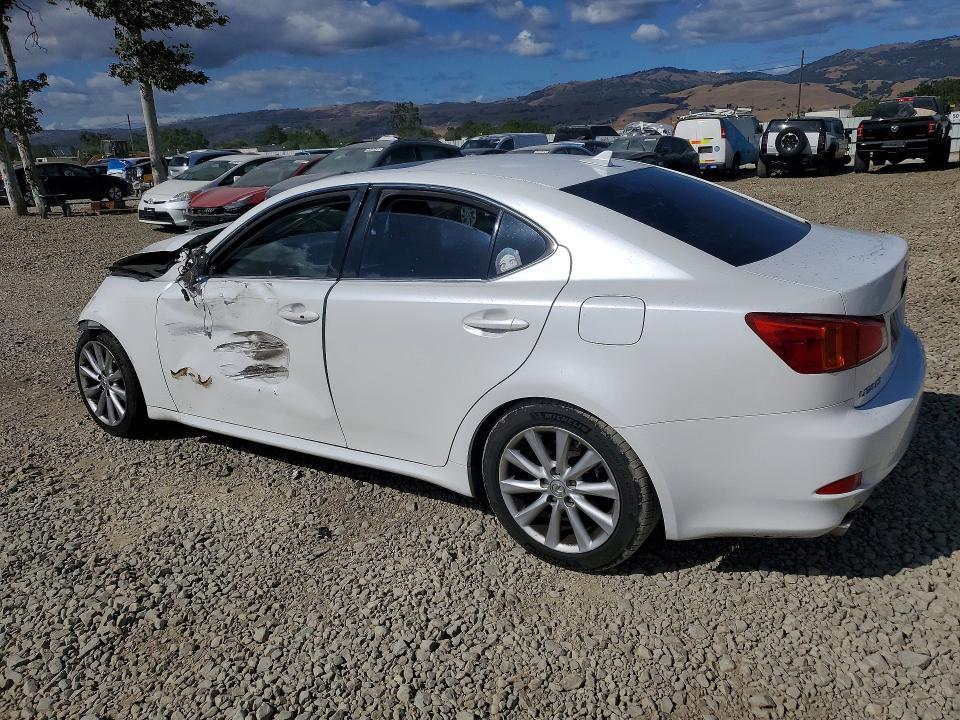 2009 LEXUS IS — Фото 2 из 12