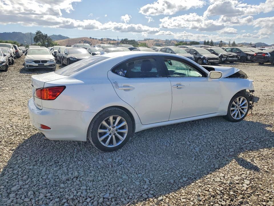 2009 LEXUS IS — Фото 3 из 12