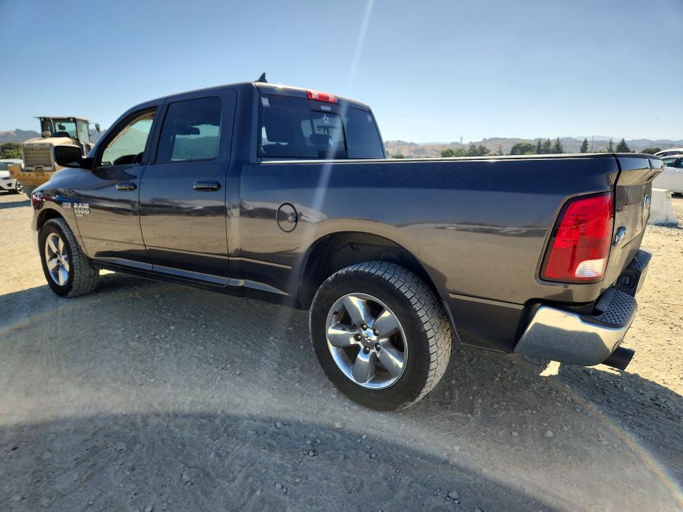 1C6RR7TT3KS609383 2019 RAM 1500 CLASSIC photo no. 2
