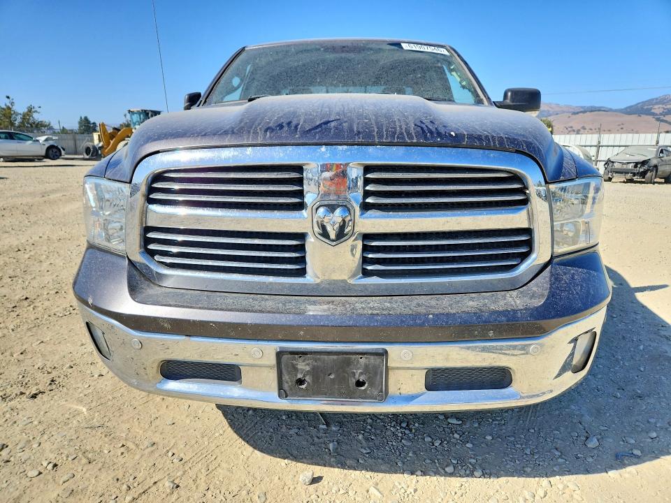 1C6RR7TT3KS609383 2019 RAM 1500 CLASSIC photo no. 5