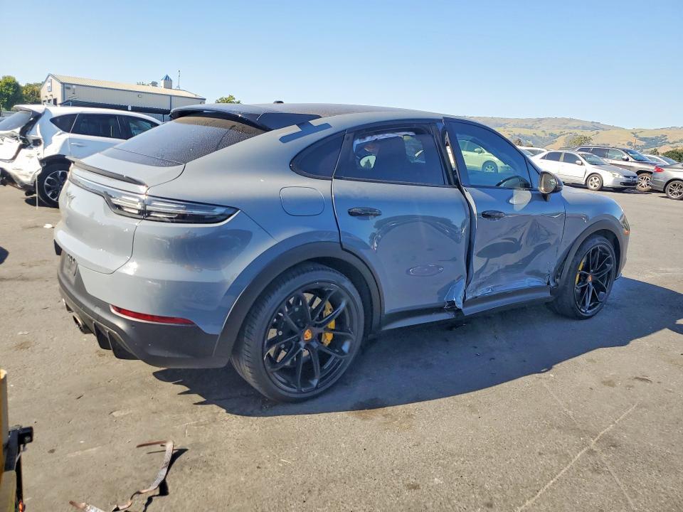 2023 PORSCHE CAYENNE TURBO GT — Фото 3 из 13
