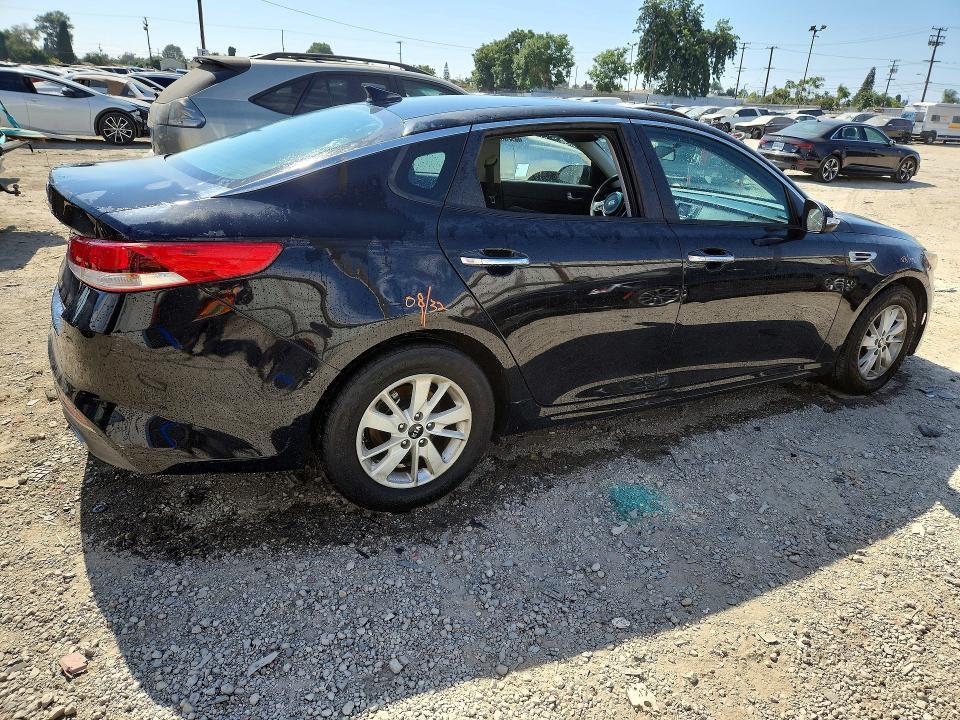5XXGT4L35GG114636 2016 KIA OPTIMA photo no. 3