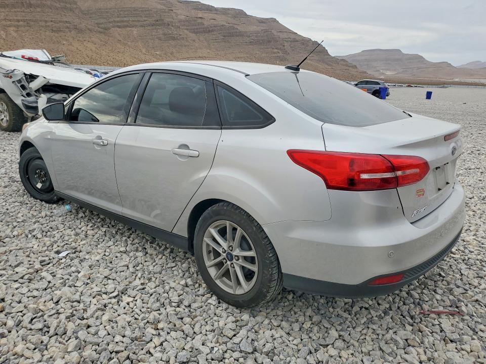 2015 FORD FOCUS SE — Фото 2 из 12