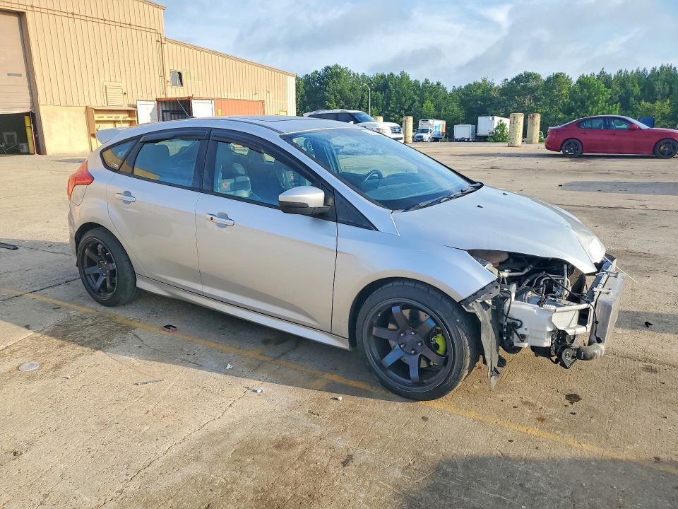 1FADP3L90DL288461 2013 FORD FOCUS photo no. 4