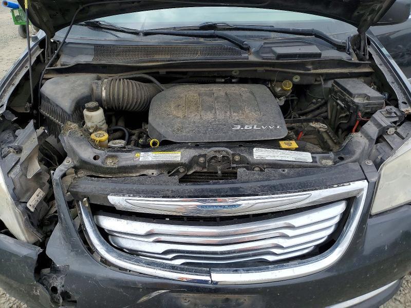 2012 CHRYSLER TOWN & COUNTRY TOURING — Фото 12 из 13