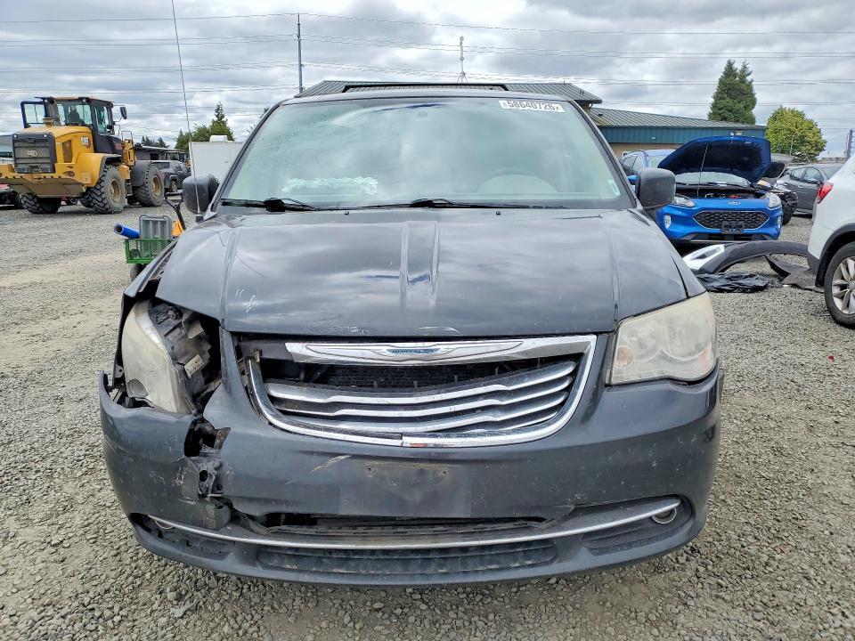 2012 CHRYSLER TOWN & COUNTRY TOURING — Фото 5 из 13