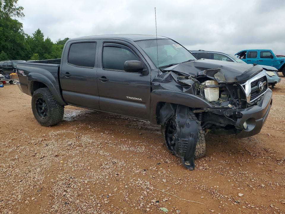 2011 TOYOTA TACOMA V6 — Фото 4 из 12