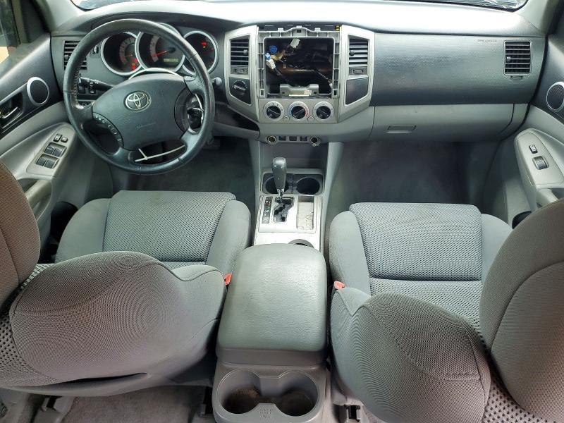 2011 TOYOTA TACOMA V6 — Фото 8 из 12