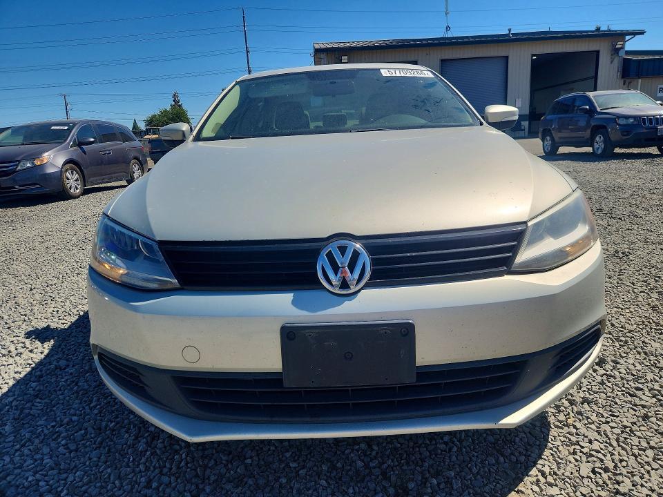 3VWDZ7AJ1BM330797 2011 VOLKSWAGEN JETTA photo no. 5
