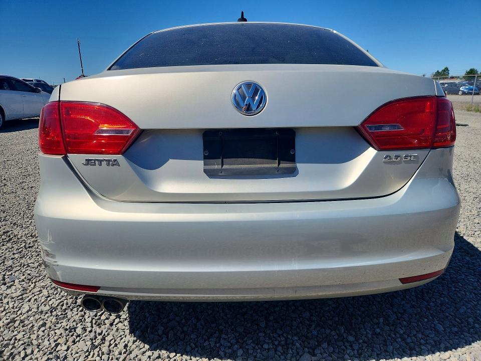 3VWDZ7AJ1BM330797 2011 VOLKSWAGEN JETTA photo no. 6