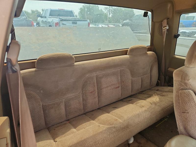 1995 CHEVROLET GMT-400 C1500 — Фото 10 из 12
