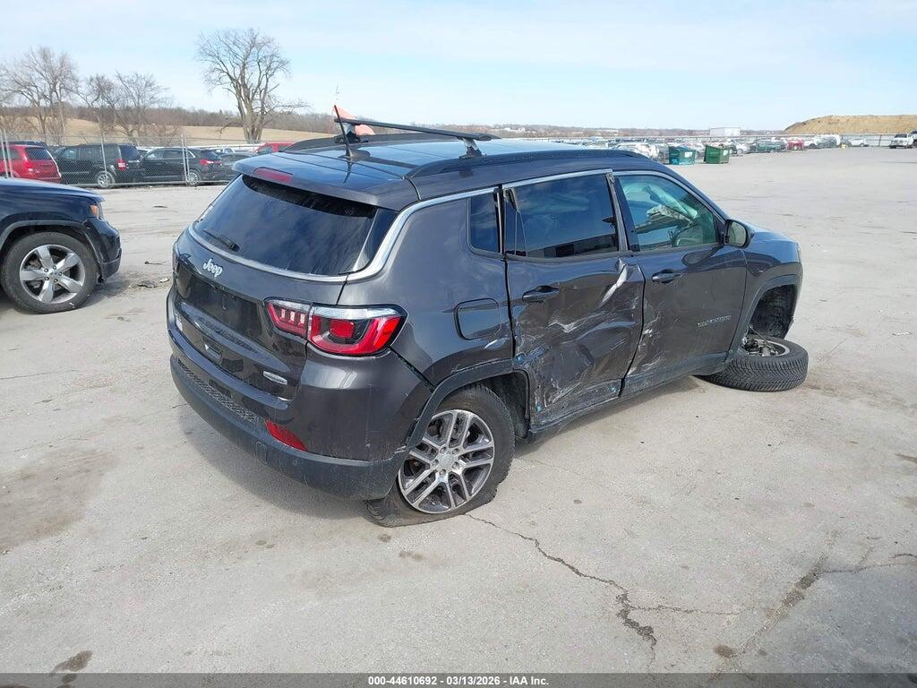 3C4NJDBB1LT217685 2020 JEEP COMPASS photo no. 4