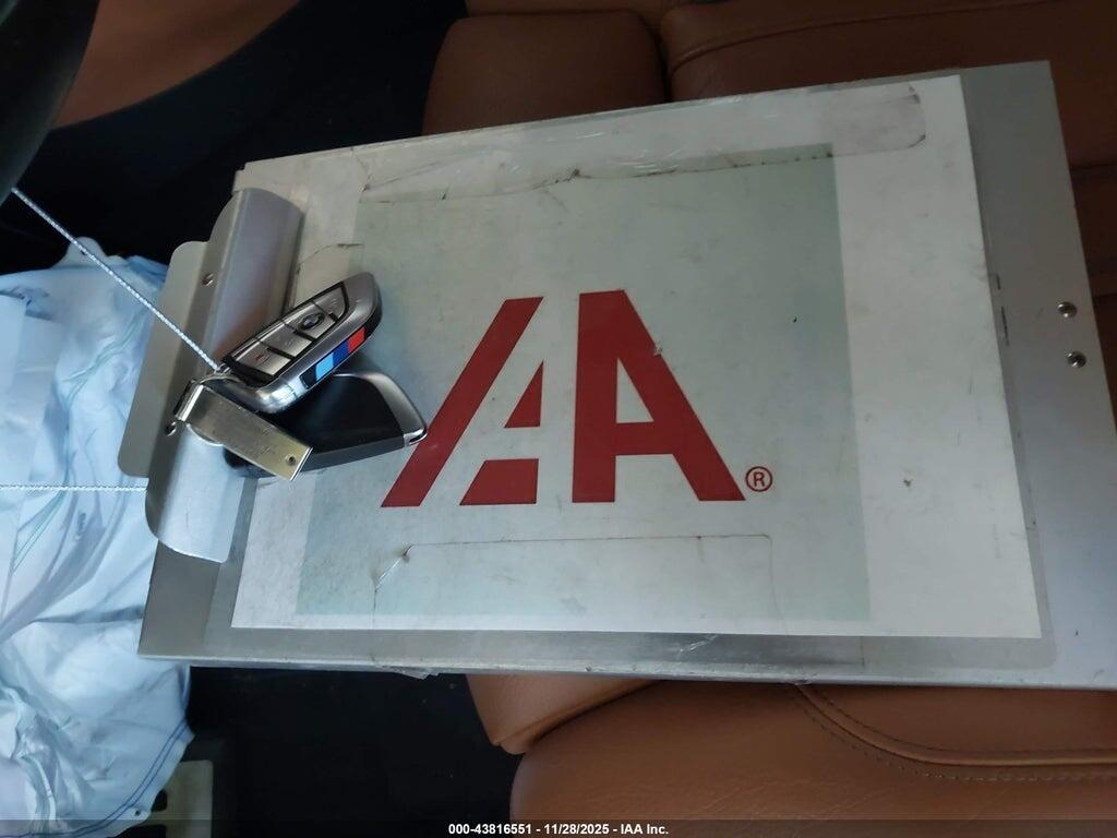 WBA13BK01NCH67995 2022 BMW M550 photo no. 11