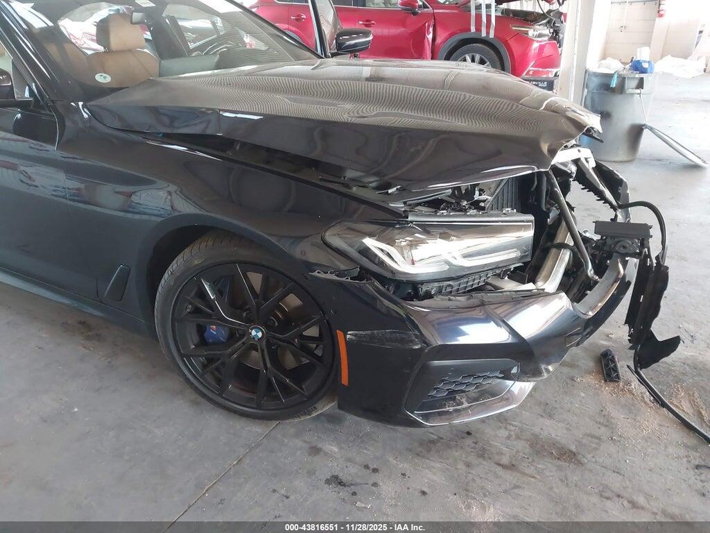 WBA13BK01NCH67995 2022 BMW M550 photo no. 6