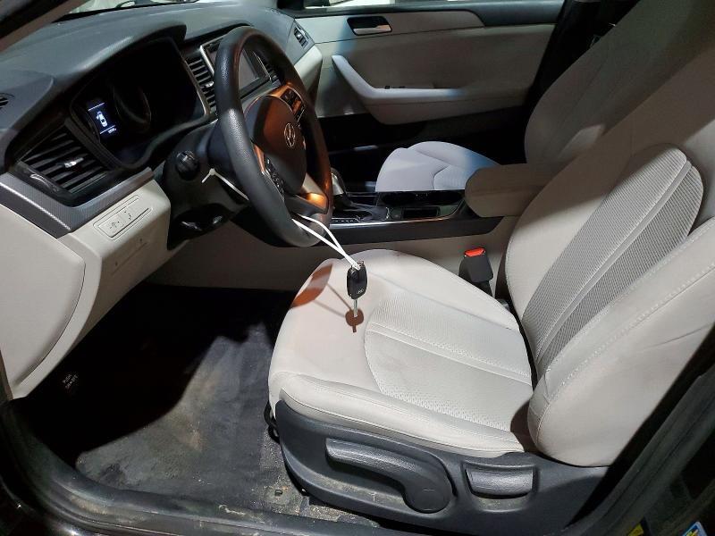 2018 HYUNDAI SONATA SE — Фото 7 из 12