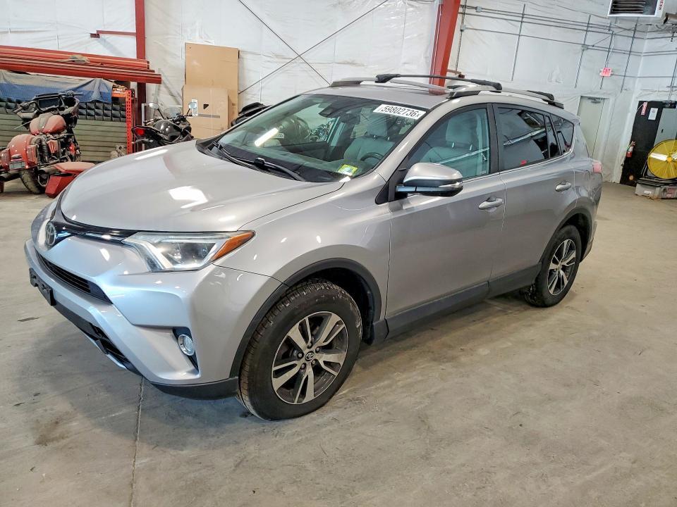 2017 TOYOTA RAV4 XLE