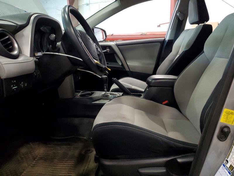 2017 TOYOTA RAV4 XLE — Фото 7 из 13