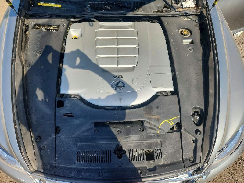 2015 LEXUS LS 460 — Фото 11 из 12