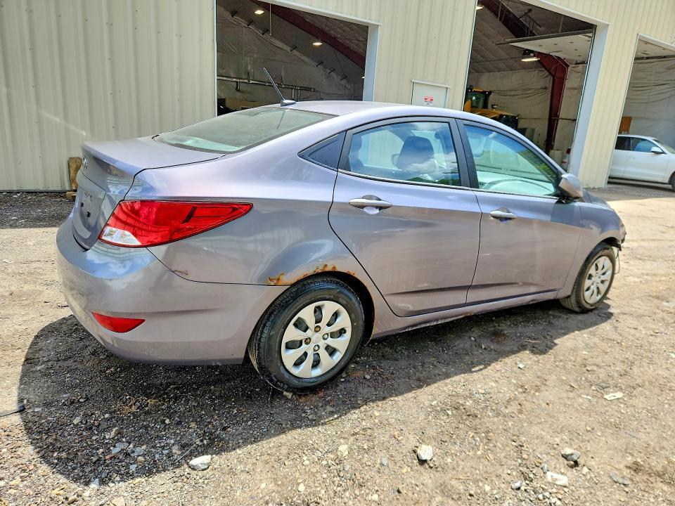2016 HYUNDAI ACCENT SE — Фото 3 из 13
