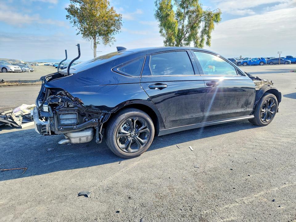 1HGCY1F45SA045553 2025 HONDA ACCORD photo no. 3
