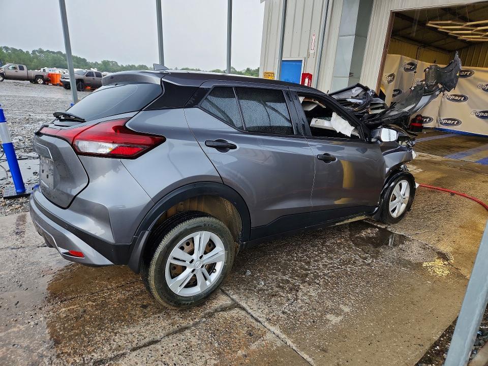 2024 NISSAN KICKS S — Фото 3 из 13