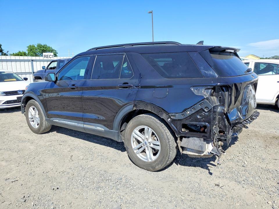 2023 FORD EXPLORER XLT — Фото 2 из 14