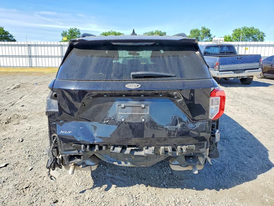 2023 FORD EXPLORER XLT — Фото 6 из 14