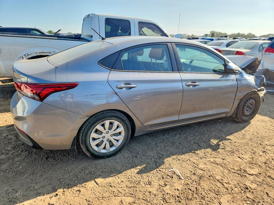 2022 HYUNDAI ACCENT SE — Фото 3 из 12