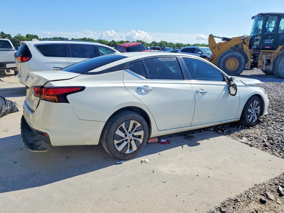 2020 NISSAN ALTIMA S — Фото 3 из 12