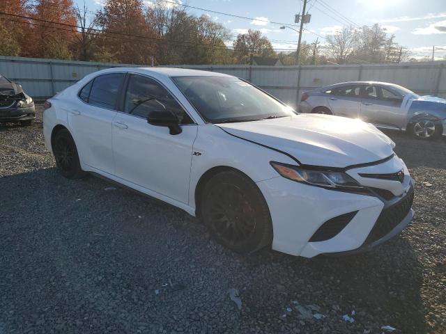 2019 TOYOTA CAMRY L — Фото 4 из 12