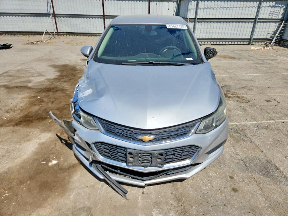 1G1BC5SM8J7160173 2018 CHEVROLET CRUZE photo no. 5