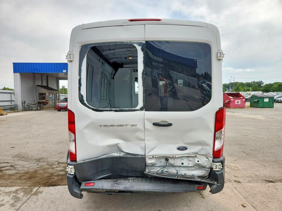 2016 FORD TRANSIT T-150 — Фото 6 из 12