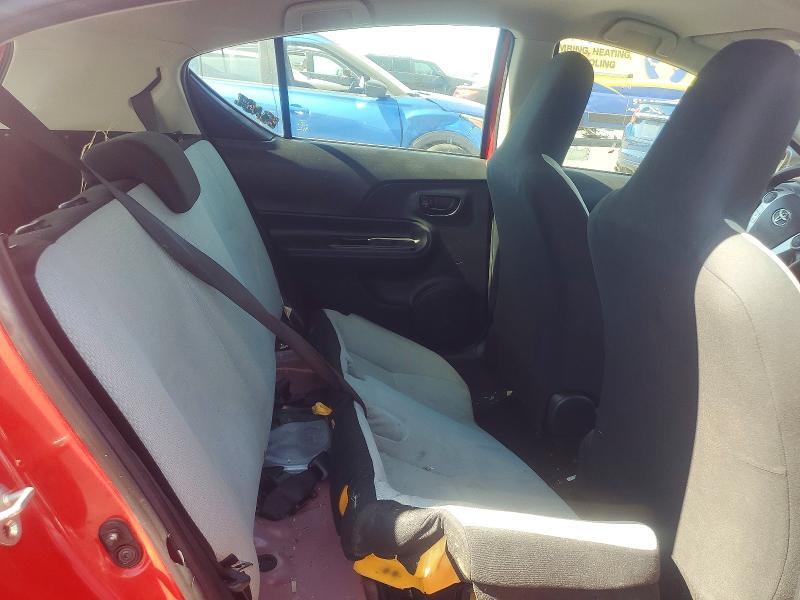 JTDKDTB33F1104443 2015 TOYOTA PRIUS C photo no. 10