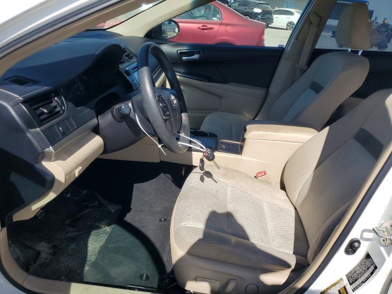 2014 TOYOTA CAMRY LE — Фото 7 из 12