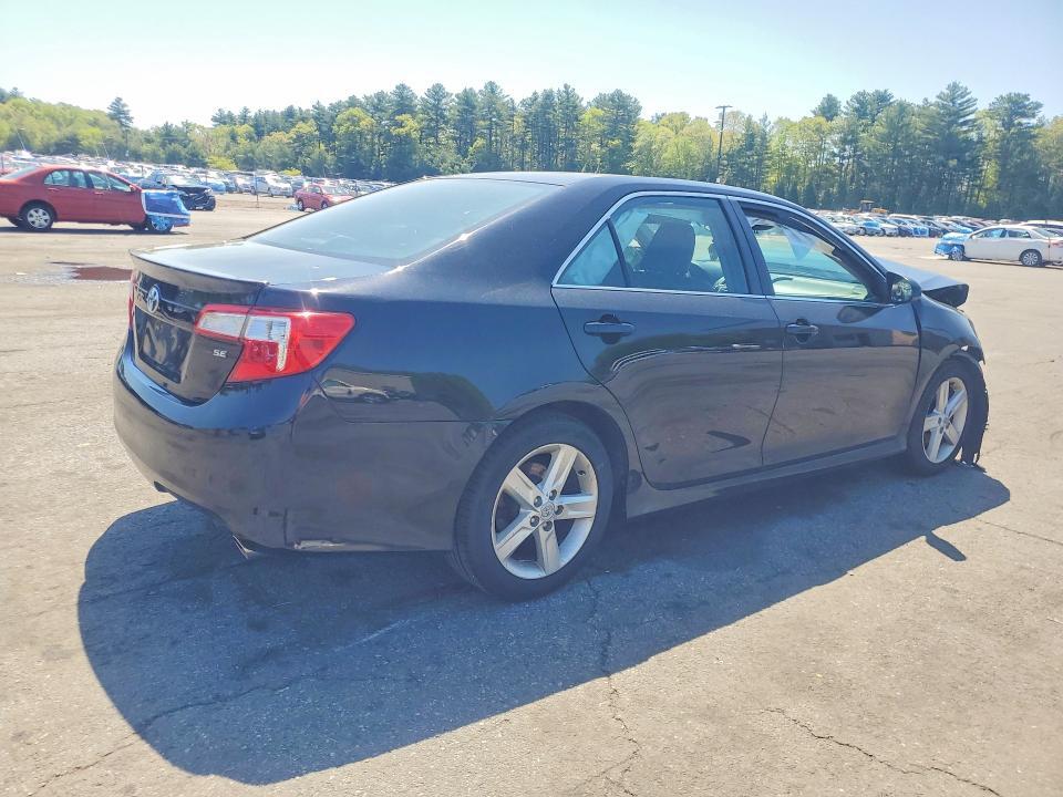 2013 TOYOTA CAMRY SE — Фото 3 из 12