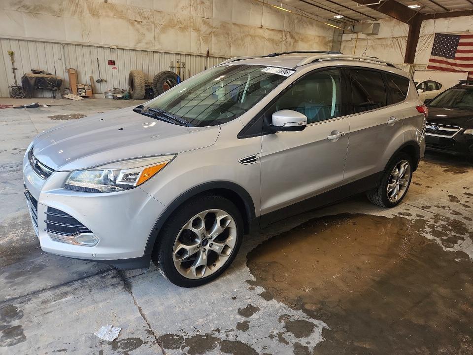 1FMCU9J90DUB56326 2013 FORD ESCAPE photo no. 1