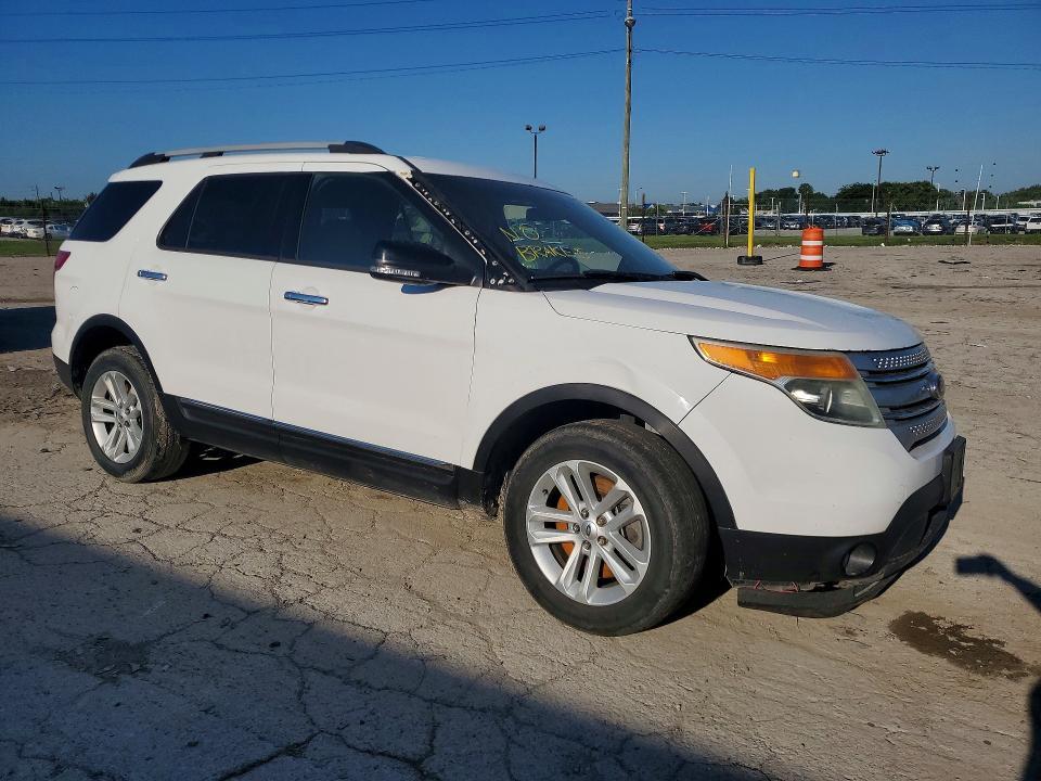 2013 FORD EXPLORER XLT — Фото 4 из 13