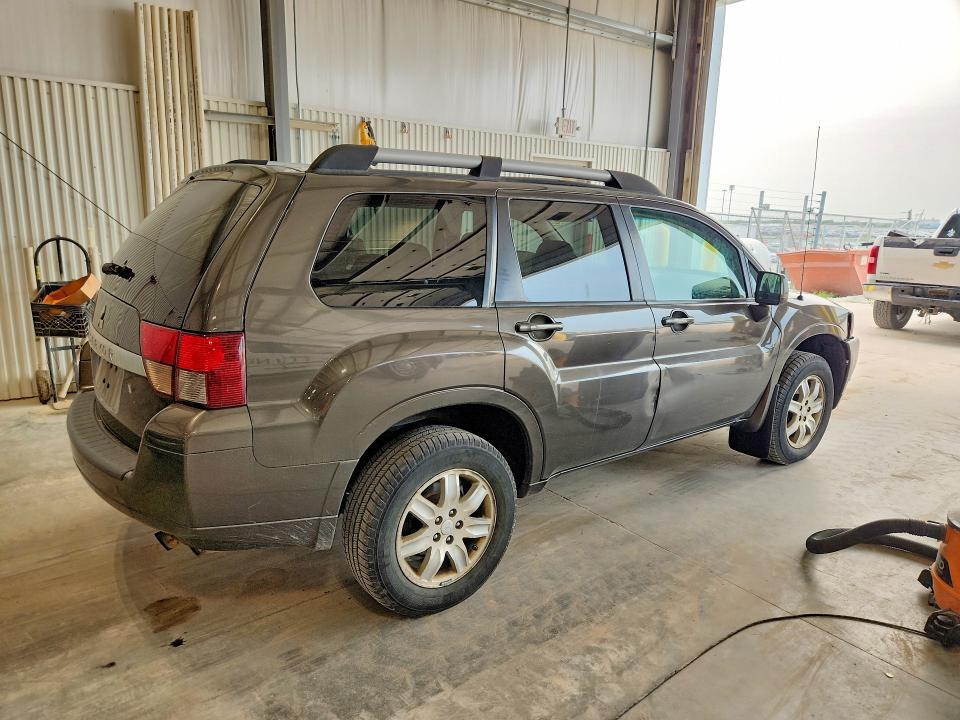 2011 MITSUBISHI ENDEAVOR LS — Фото 3 из 12