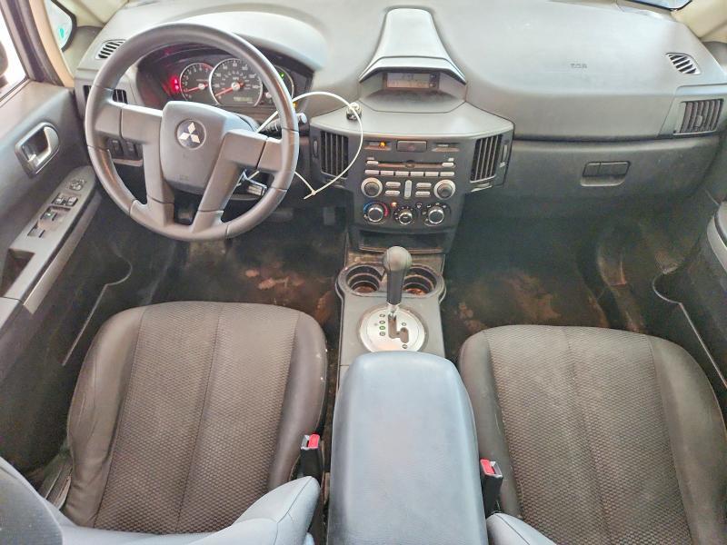 2011 MITSUBISHI ENDEAVOR LS — Фото 8 из 12