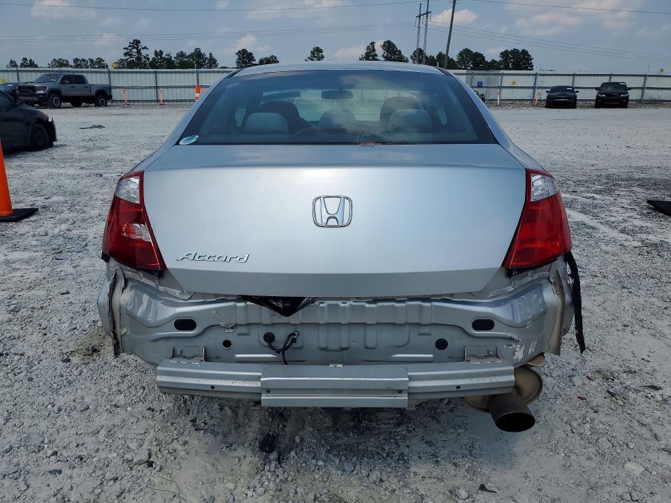 2009 HONDA ACCORD LX — Фото 6 из 12