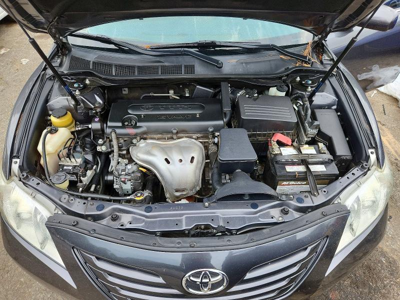 2009 TOYOTA CAMRY LE — Фото 11 из 12