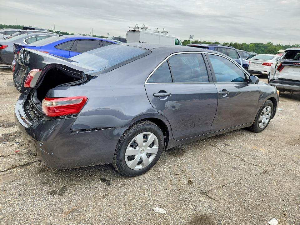 2009 TOYOTA CAMRY LE — Фото 3 из 12