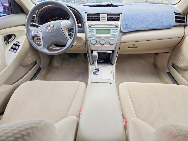 2009 TOYOTA CAMRY LE — Фото 8 из 12