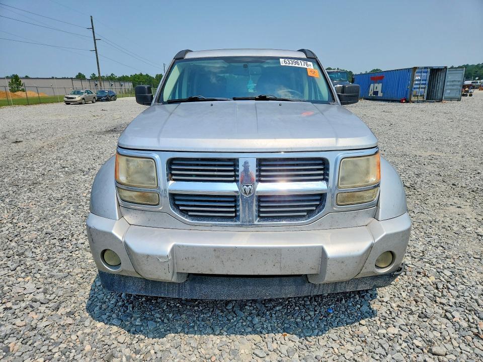 2008 DODGE NITRO SLT — Фото 5 из 13