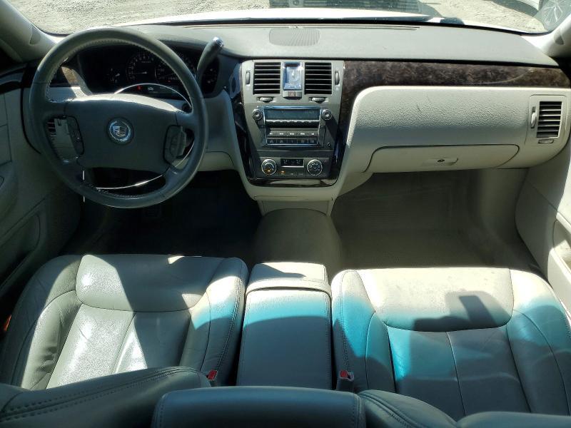 2008 CADILLAC DTS — Фото 8 из 12