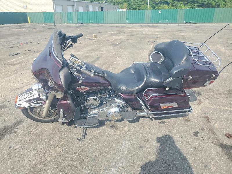 1HD1FC4127Y634976 2007 HARLEY-DAVIDSON FLHTCUI photo no. 3