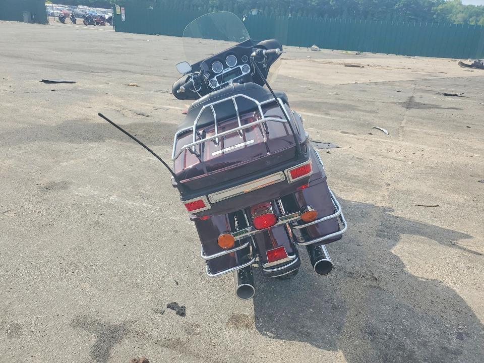 1HD1FC4127Y634976 2007 HARLEY-DAVIDSON FLHTCUI photo no. 4