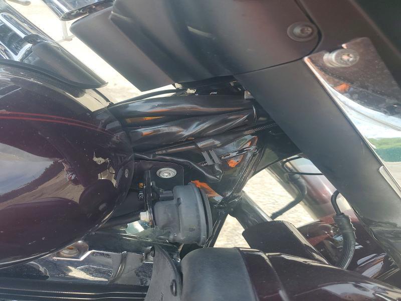 1HD1FC4127Y634976 2007 HARLEY-DAVIDSON FLHTCUI photo no. 9