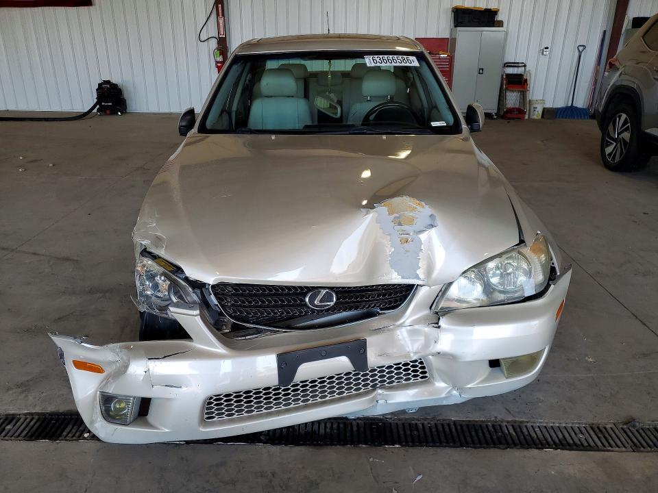 JTHBD192740091229 2004 LEXUS IS photo no. 5
